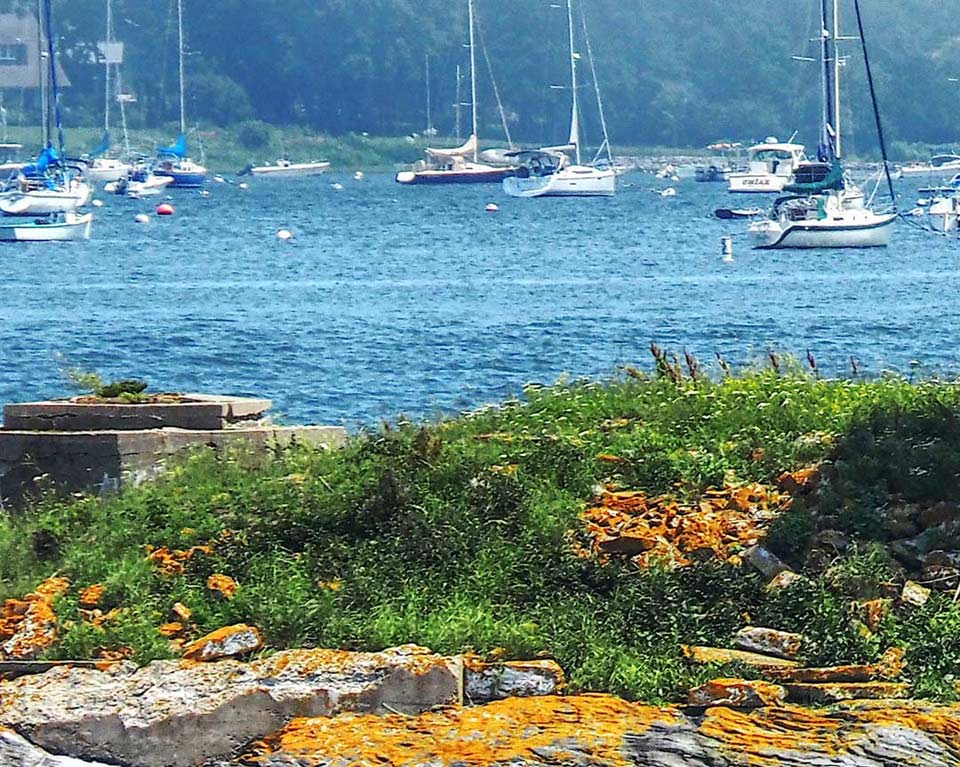 Dutch Island Lighthouse