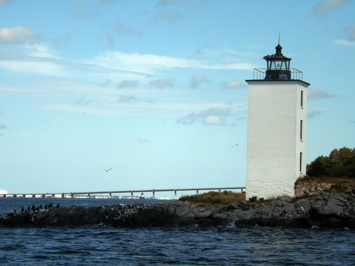 Dutch Island Lighthouse