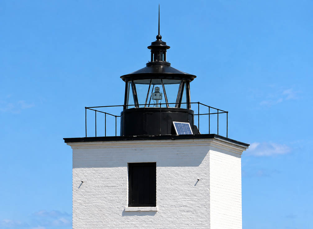Dutch Island Lighthouse
