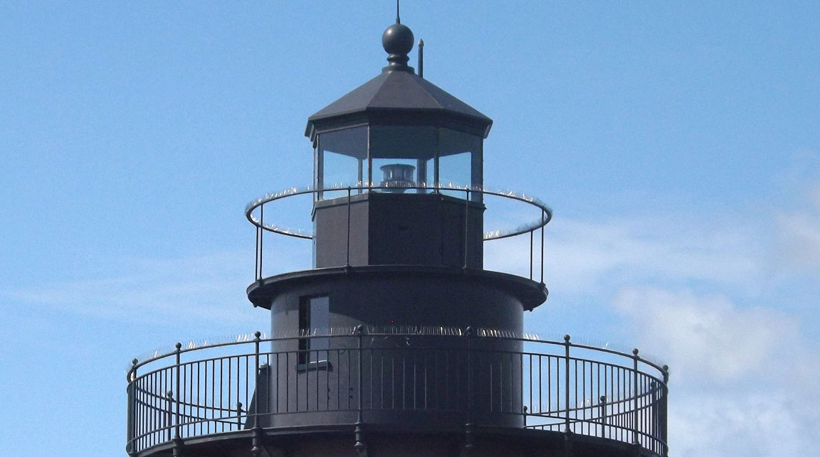 Plum Beach Lighthouse's Pier Deck - 2026