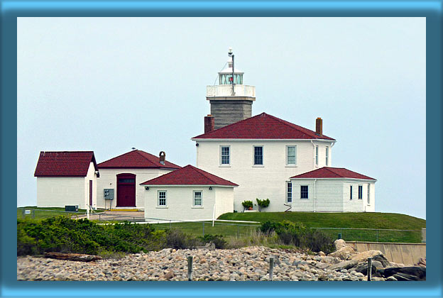 Watch Hill Lighthouse 