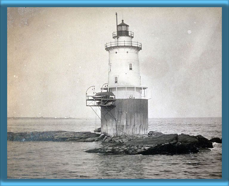 Whale
      Rock Lighthouse - 1900